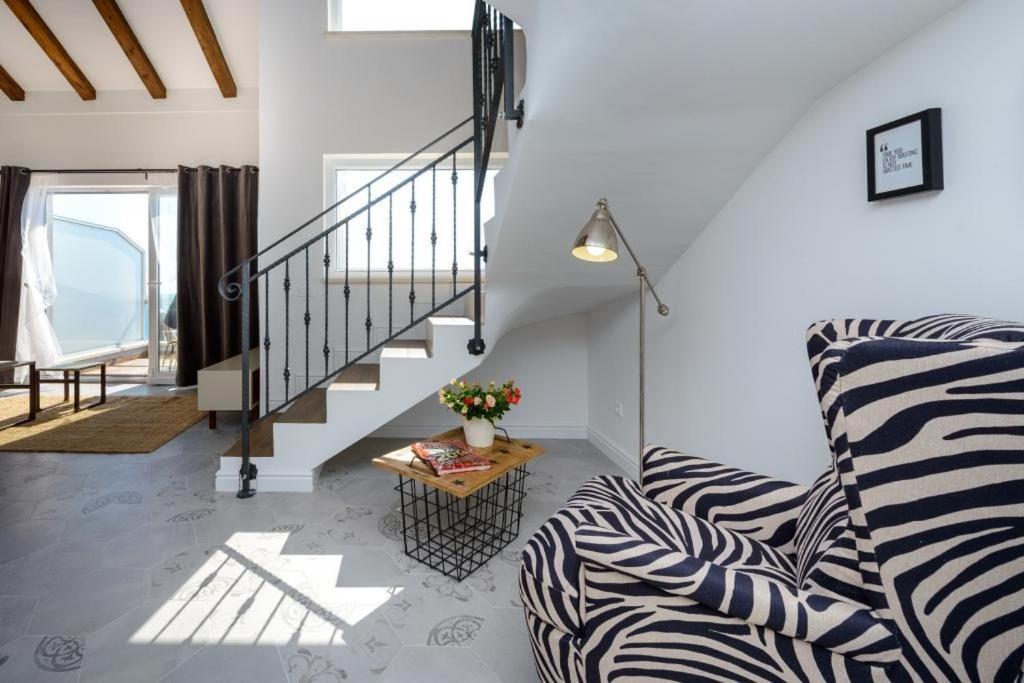 Apartments Villa Capitano Mlini Zimmer foto